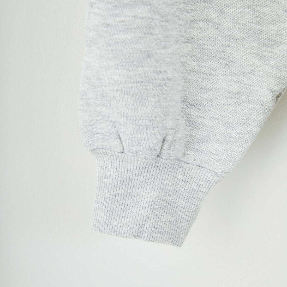 THOUSAND MILE [サウザンド マイル] 別注 ワンポイントロゴ クルーネックスウェット [TM252UK50510-JF] 11 LT.GRAY