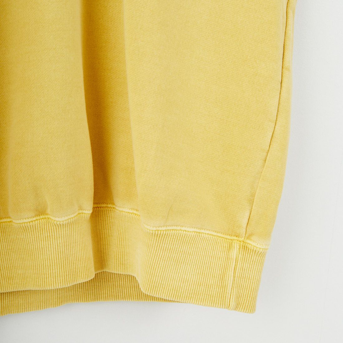 NYC × GOOD ROCK SPEED [エヌワイシー × グッドロックスピード] NYC クルーネックスウェット [25NYC207W] YELLOW
