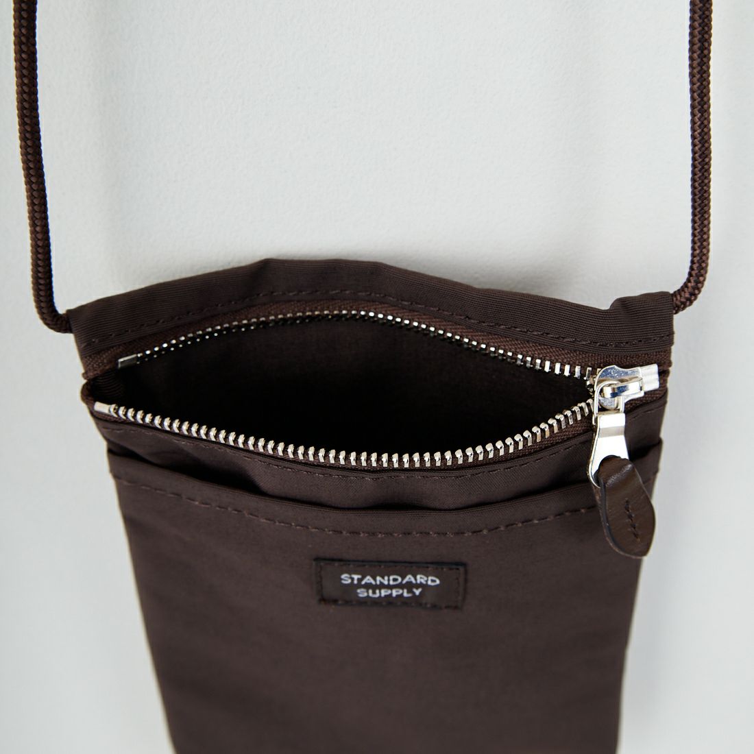 STANDARD SUPPLY [スタンダードサプライ] スリングパース M [4802605] 21 DK.BROW
