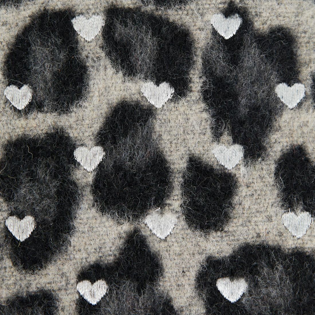 Casselini [キャセリーニ] モチーフ刺繍手袋 [252-112202] ｸﾞﾚｰ