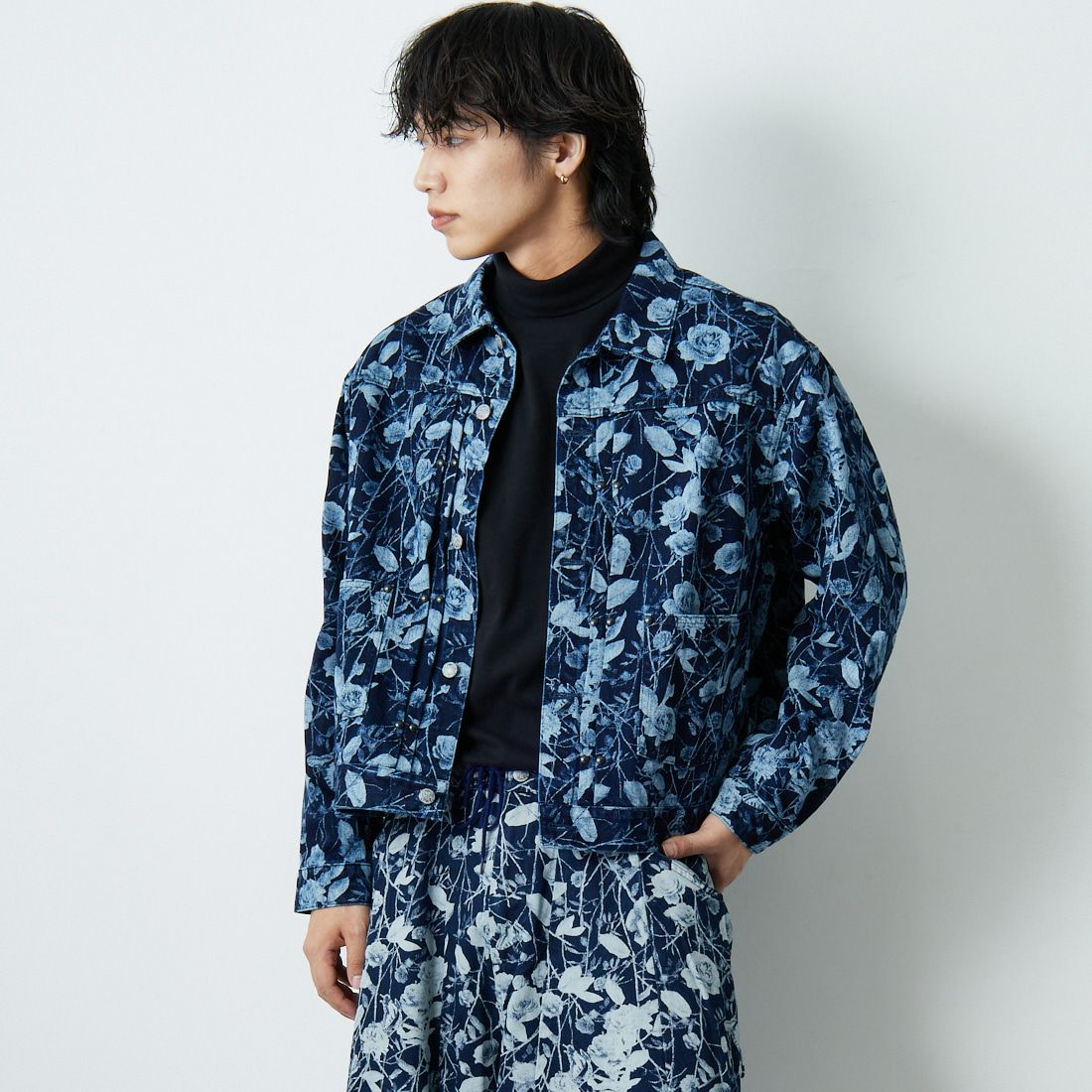 A INDIGO&&モデル身長：179cm 着用サイズ：M&&