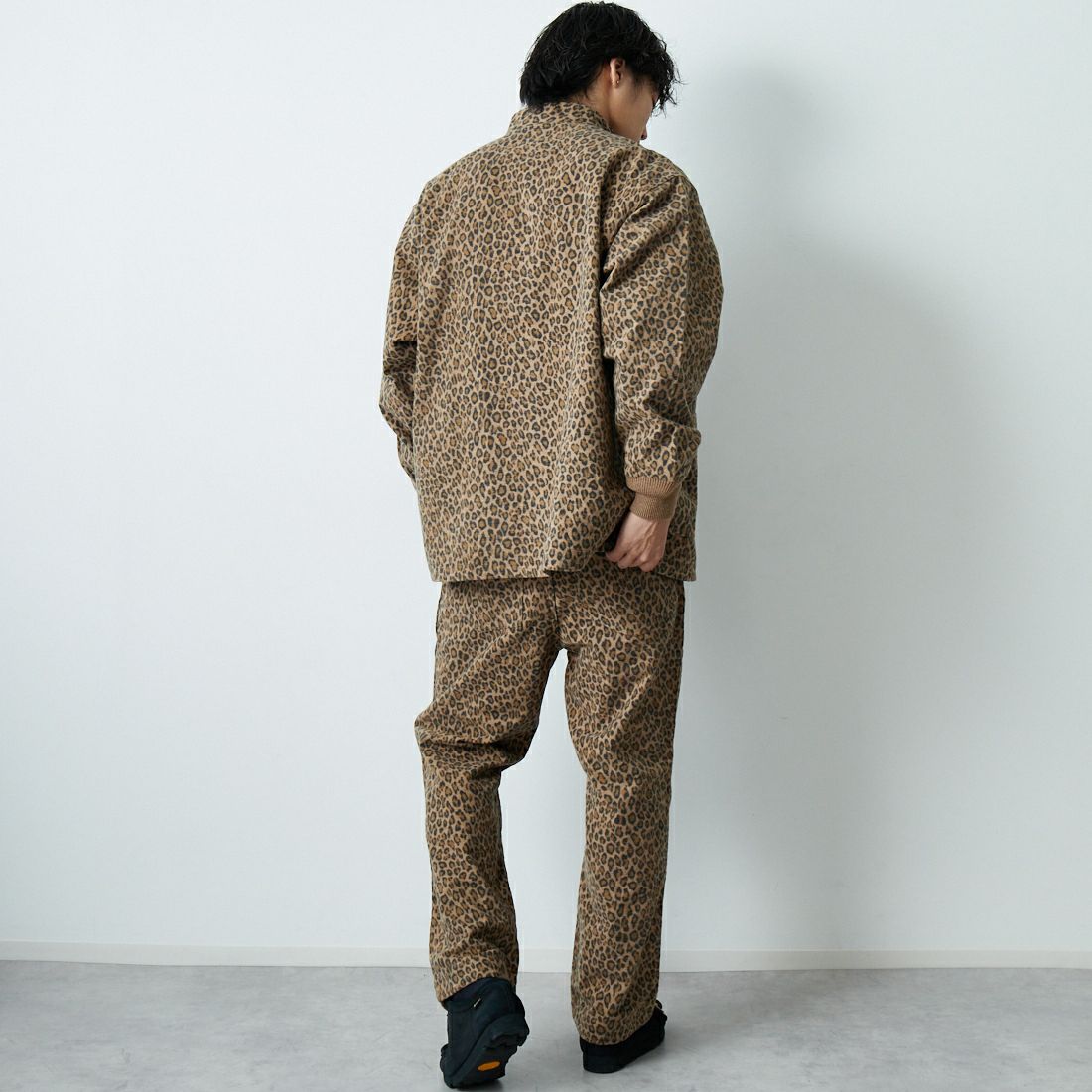 Needles [ニードルズ] レオパード柄アーミーシャツ [RW220] LEOPAARD &&モデル身長：179cm 着用サイズ：M&&