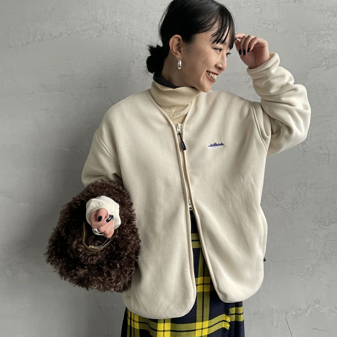 03 OFF WHT&&モデル身長：150cm 着用サイズ：XS&&