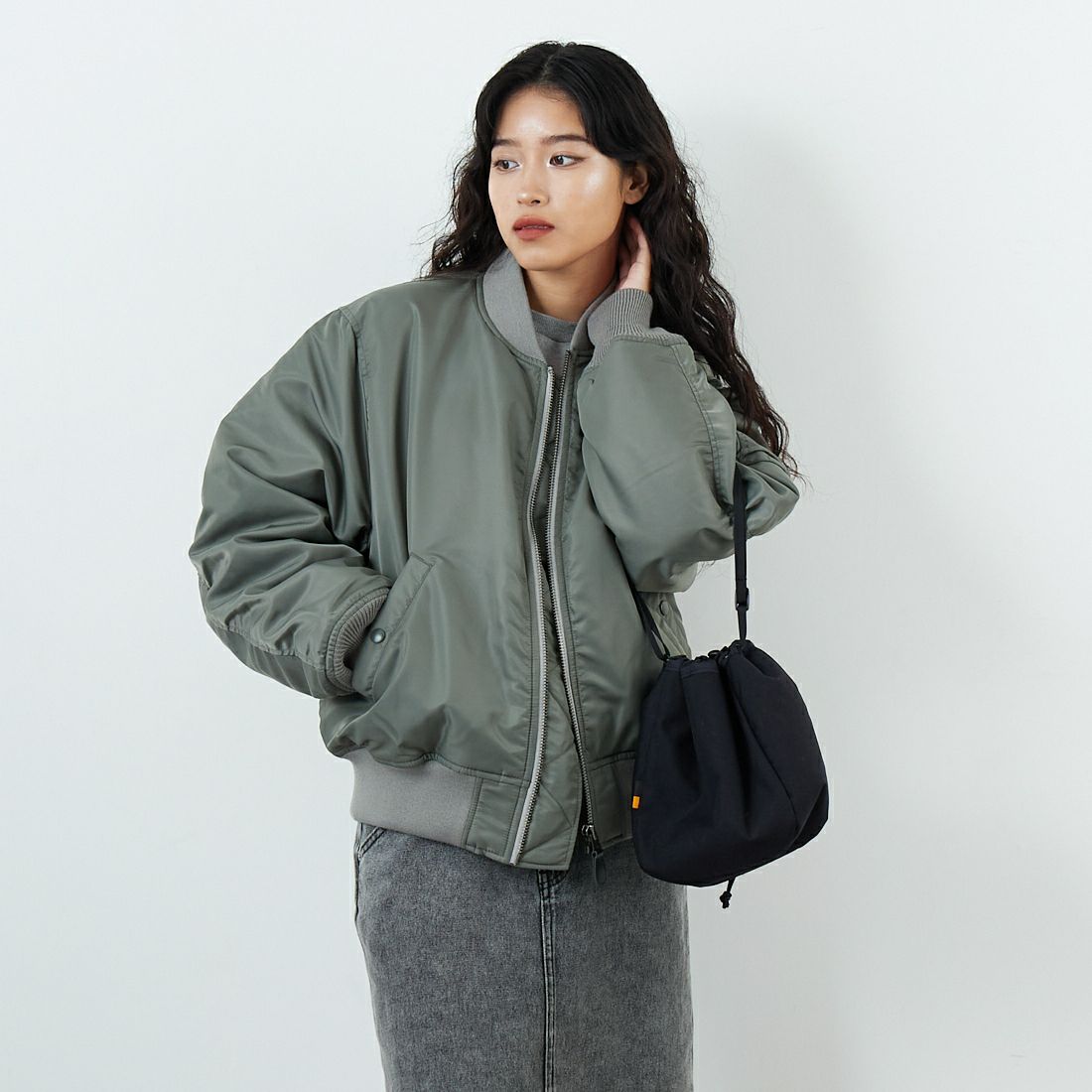 Jeans Factory Clothes [ジーンズファクトリークローズ] MA-1ジャケット [JFC-254-067] SAGE &&モデル身長：162cm 着用サイズ：S&&