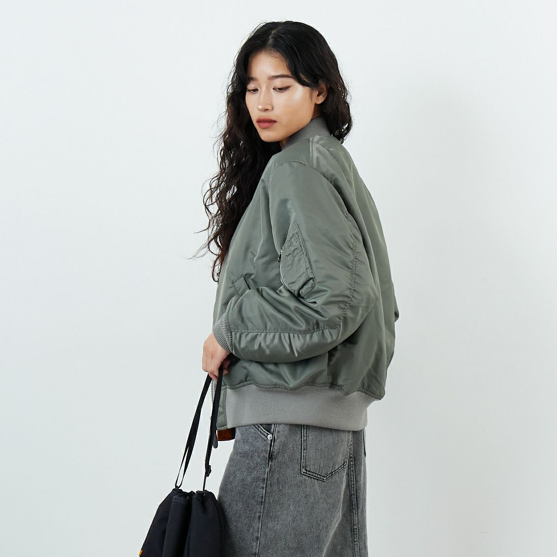 Jeans Factory Clothes [ジーンズファクトリークローズ] MA-1ジャケット [JFC-254-067] SAGE &&モデル身長：162cm 着用サイズ：S&&