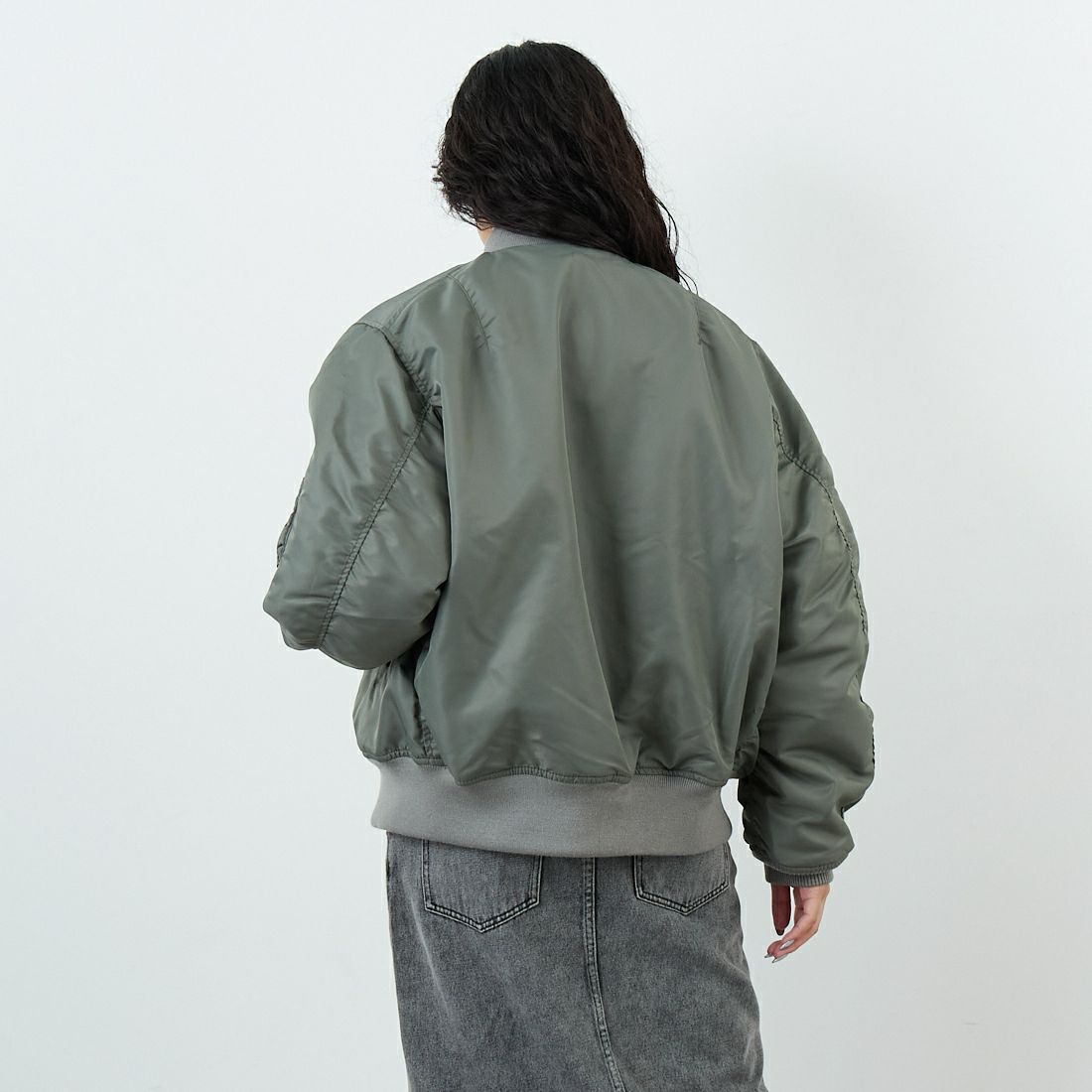 Jeans Factory Clothes [ジーンズファクトリークローズ] MA-1ジャケット [JFC-254-067] SAGE &&モデル身長：162cm 着用サイズ：S&&