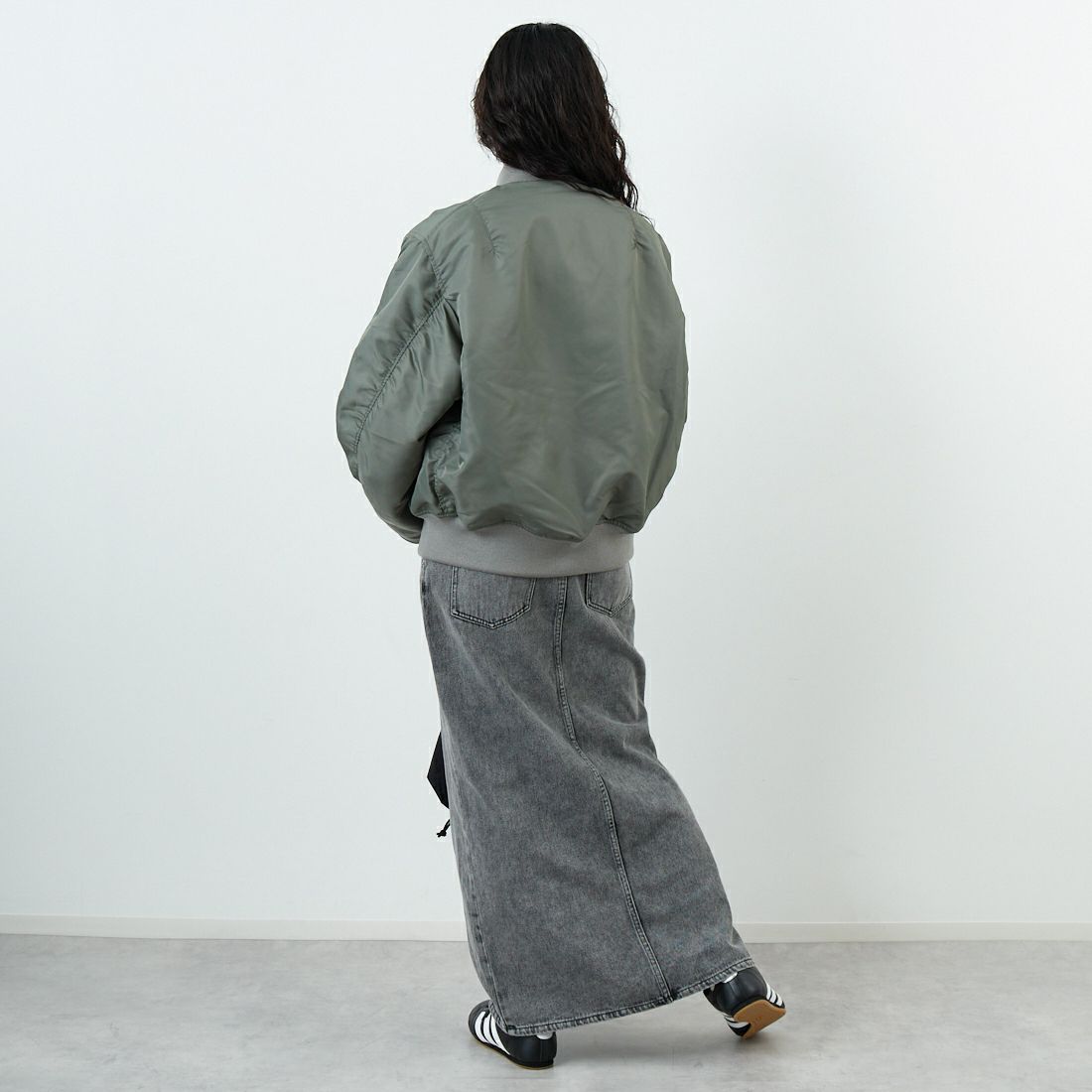 Jeans Factory Clothes [ジーンズファクトリークローズ] MA-1ジャケット [JFC-254-067] SAGE &&モデル身長：162cm 着用サイズ：S&&