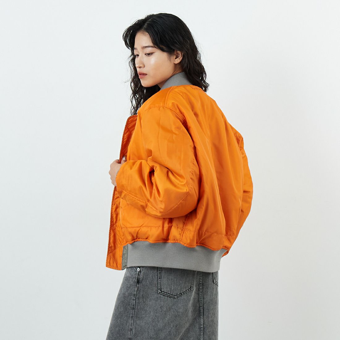 Jeans Factory Clothes [ジーンズファクトリークローズ] MA-1ジャケット [JFC-254-067] SAGE &&モデル身長：162cm 着用サイズ：S&&