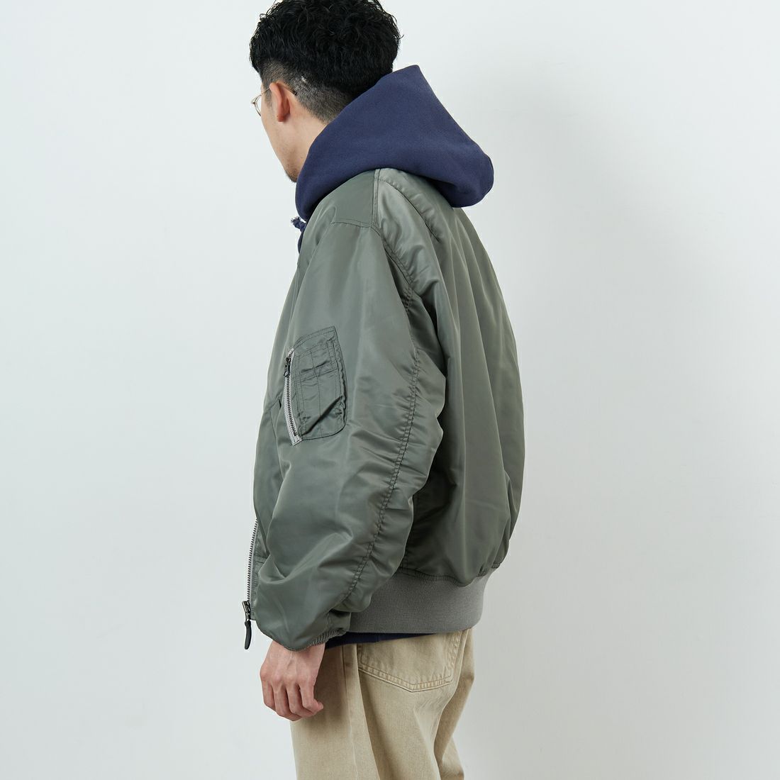 Jeans Factory Clothes [ジーンズファクトリークローズ] MA-1ジャケット [JFC-254-067] SAGE &&モデル身長：168cm 着用サイズ：M&&