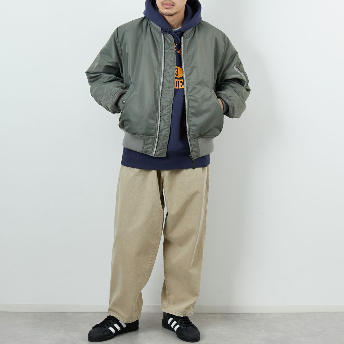 Jeans Factory Clothes [ジーンズファクトリークローズ] MA-1ジャケット [JFC-254-067] SAGE &&モデル身長：168cm 着用サイズ：M&&