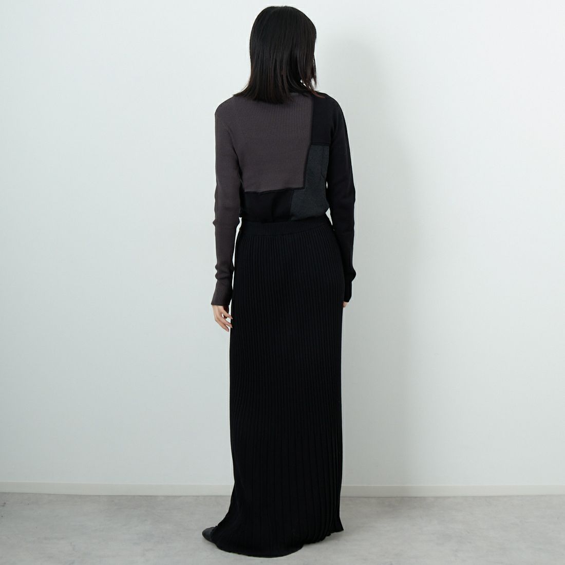 &g'aime [アンジェム] ブロック配色ニット [986-67019] ﾌﾞﾗｯｸ &&モデル身長：162cm 着用サイズ：F&&