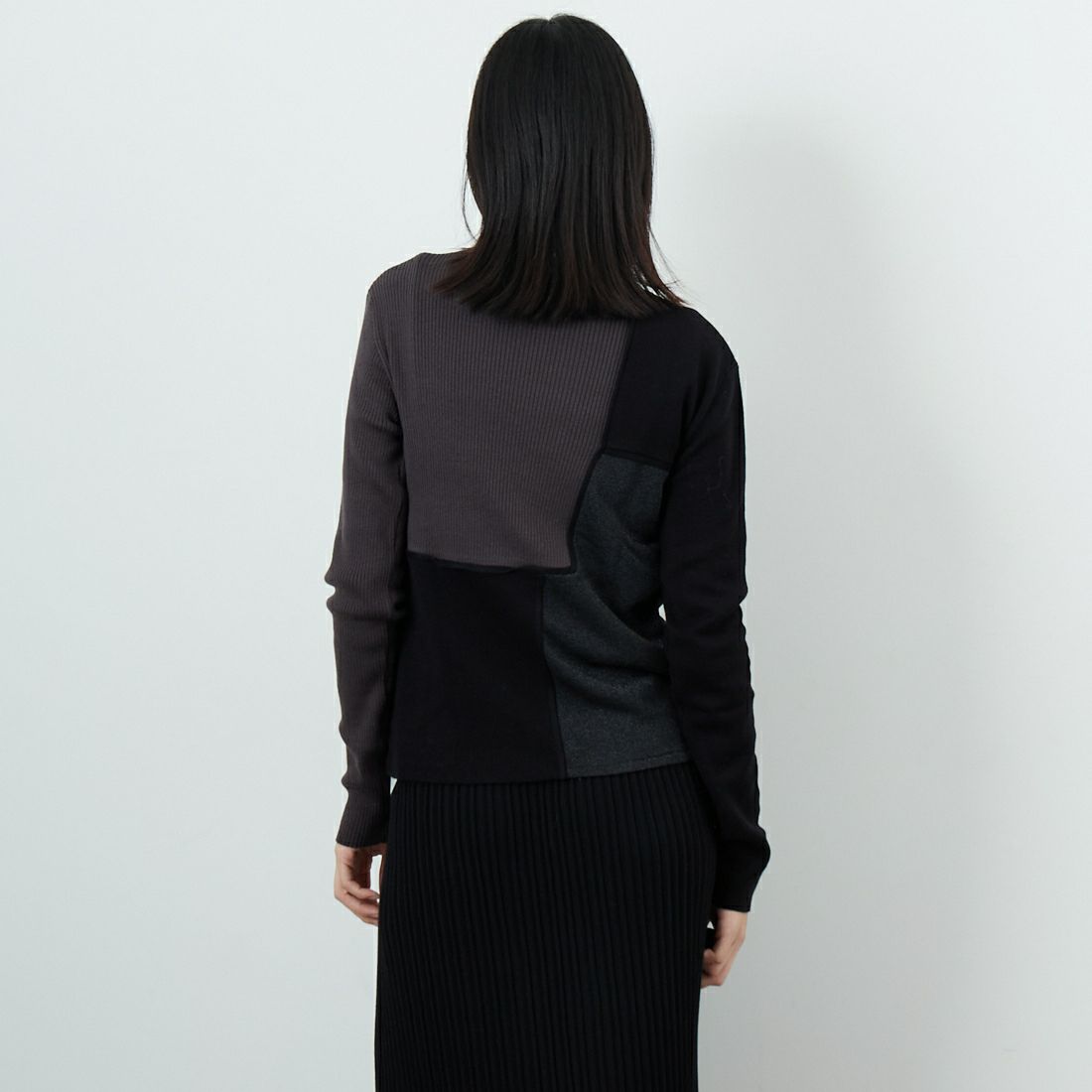 &g'aime [アンジェム] ブロック配色ニット [986-67019] ﾌﾞﾗｯｸ &&モデル身長：162cm 着用サイズ：F&&