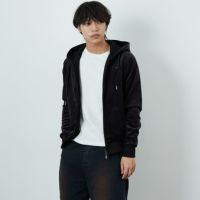 SN90 BLACK&&モデル身長：179cm 着用サイズ：M&&