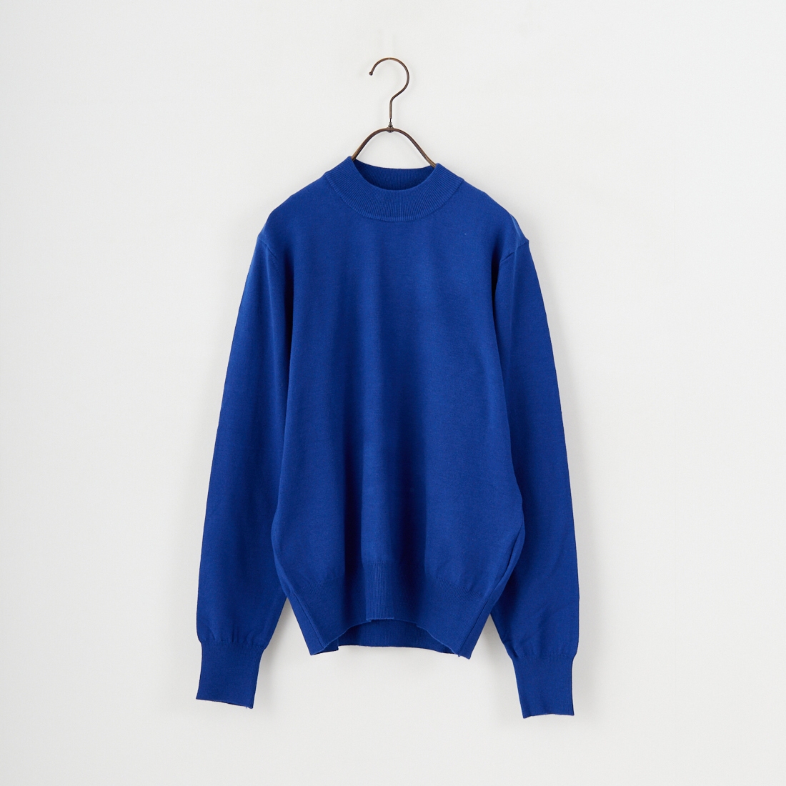 704 D.BLUE