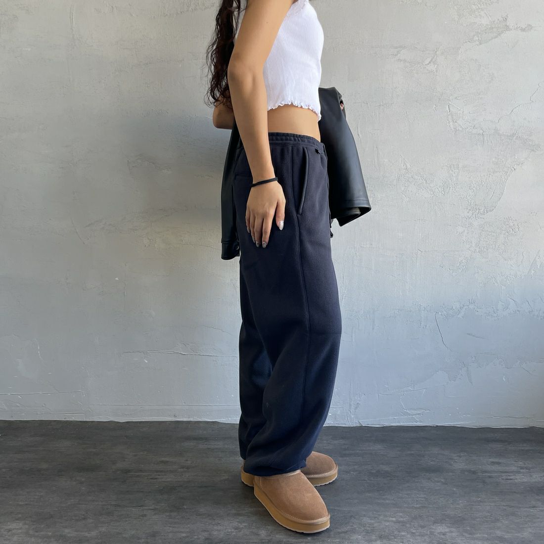 TODAYFUL [トゥデイフル] イージーフリースパンツ [12520720] NVY &&モデル身長：162cm 着用サイズ：36&&