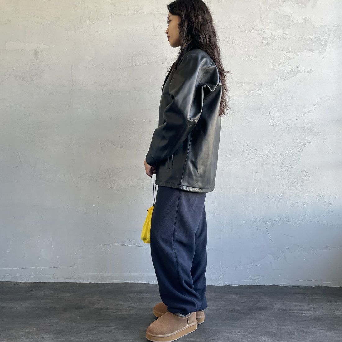 TODAYFUL [トゥデイフル] イージーフリースパンツ [12520720] NVY &&モデル身長：162cm 着用サイズ：36&&