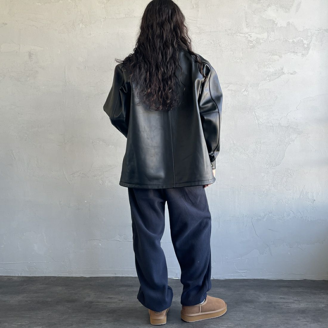 TODAYFUL [トゥデイフル] イージーフリースパンツ [12520720] NVY &&モデル身長：162cm 着用サイズ：36&&