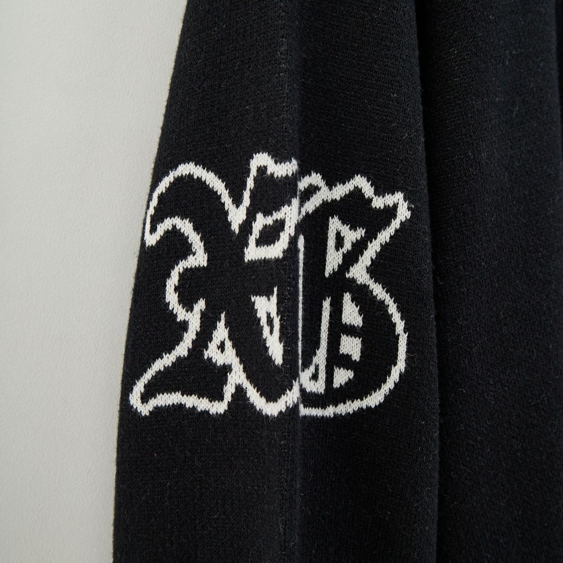 X-girl [エックスガール] ナンバリングジャガードニット [105254015005] BLACK