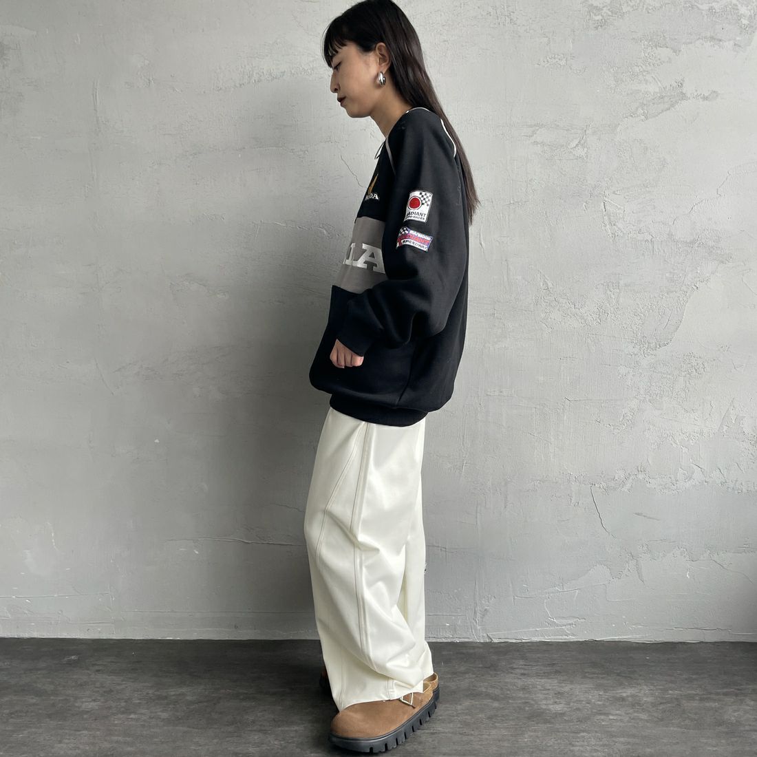 HONDA × JEANSFACTORY [ホンダ × ジーンズファクトリー] レーシングスウェット [JFC-254-088] BLACK &&モデル身長：150cm 着用サイズ：S&&