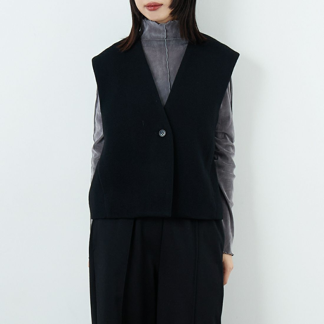 80 BLACK&&モデル身長：162cm 着用サイズ：36&&