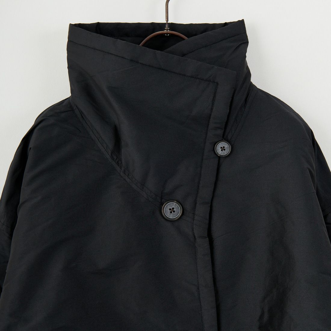 soil [ソイル] パデッドポリエステル ハイカラージャケット [NSL25521] 9900 BLACK