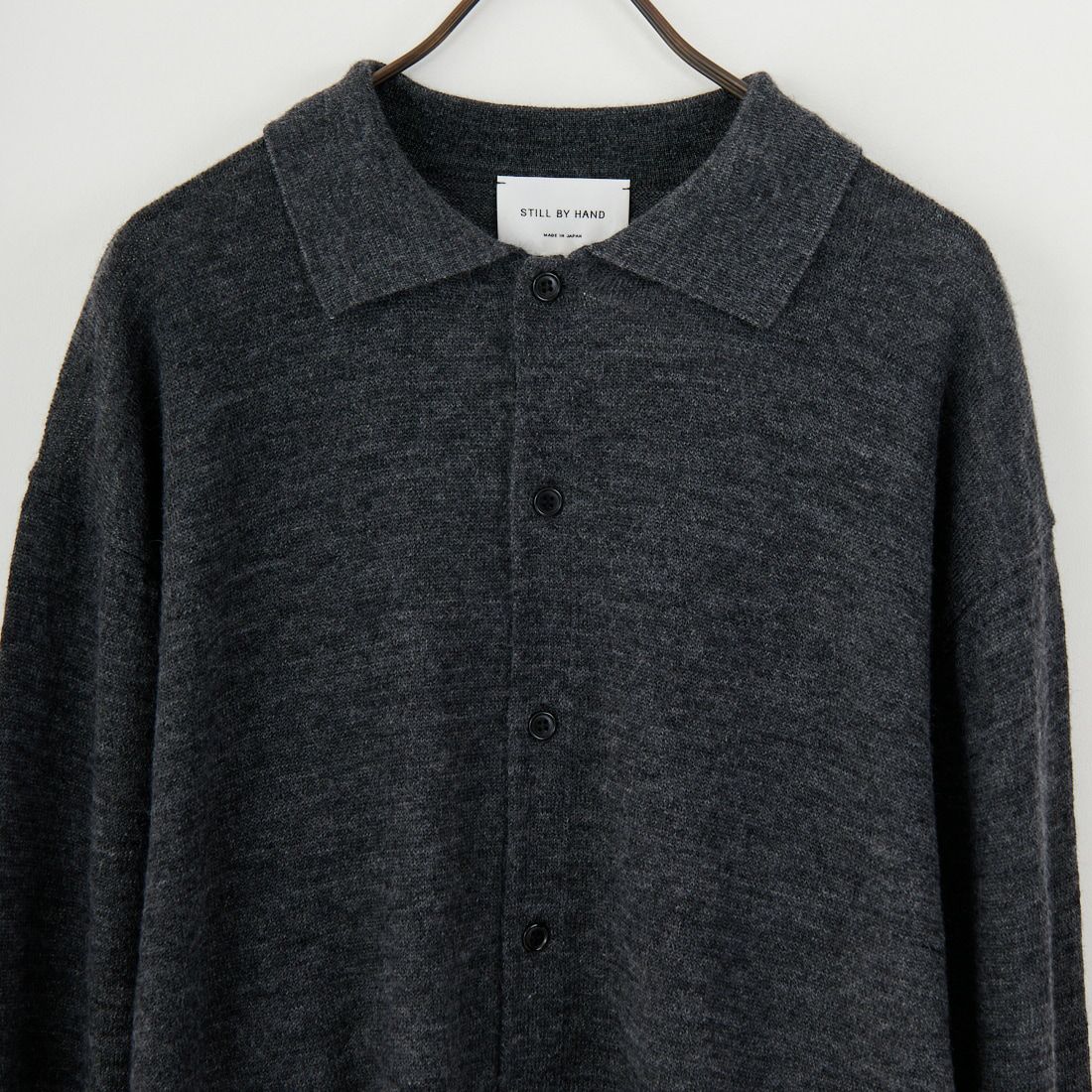STILL BY HAND [スティルバイハンド] ポロ衿カーディガン [KN01254] GREY