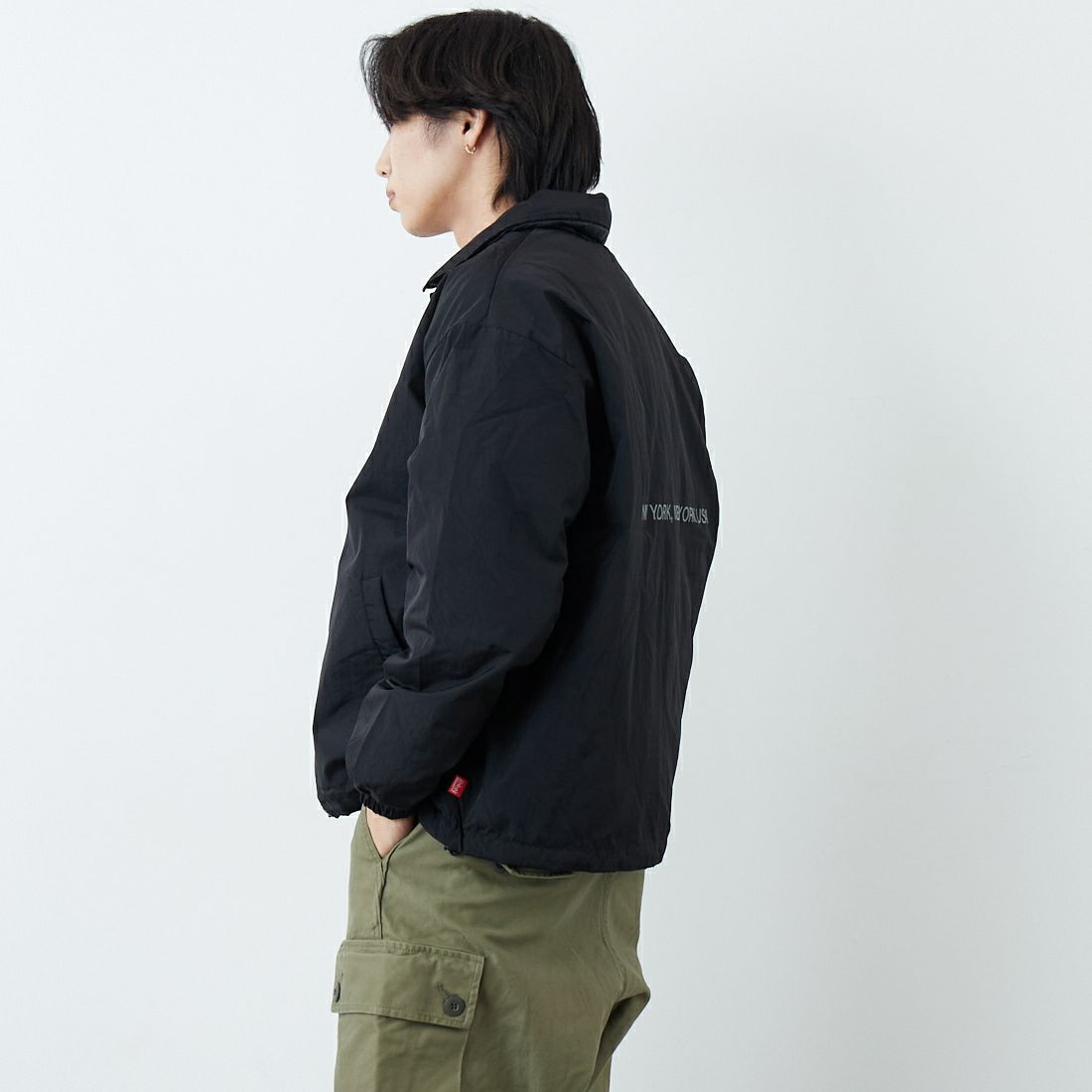 MANHATTAN PORTAGE [マンハッタンポーテージ] リバーシブル コーチダウンジャケット [25FW-MP-TAION08] 09 BLACK &&モデル身長：179cm 着用サイズ：M&&