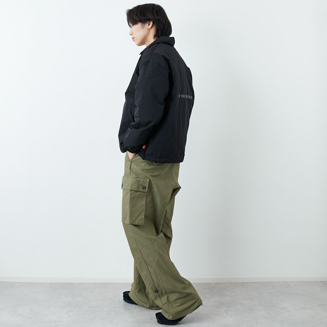 MANHATTAN PORTAGE [マンハッタンポーテージ] リバーシブル コーチダウンジャケット [25FW-MP-TAION08] 09 BLACK &&モデル身長：179cm 着用サイズ：M&&