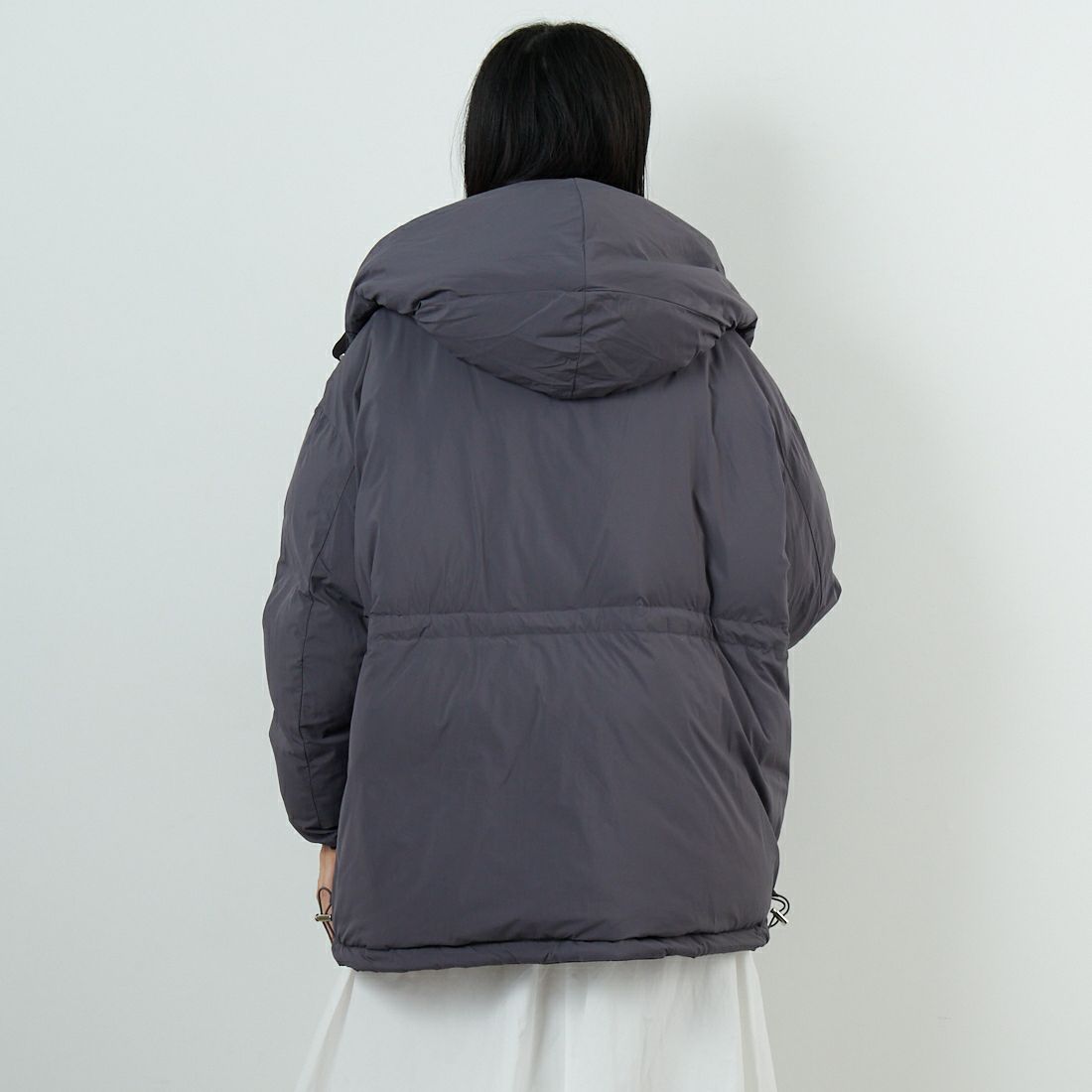 MAISON SPECIAL [メゾンスペシャル] フーディマフラーミドルダウンコート [21252216002] BLK &&モデル身長：162cm 着用サイズ：F&&