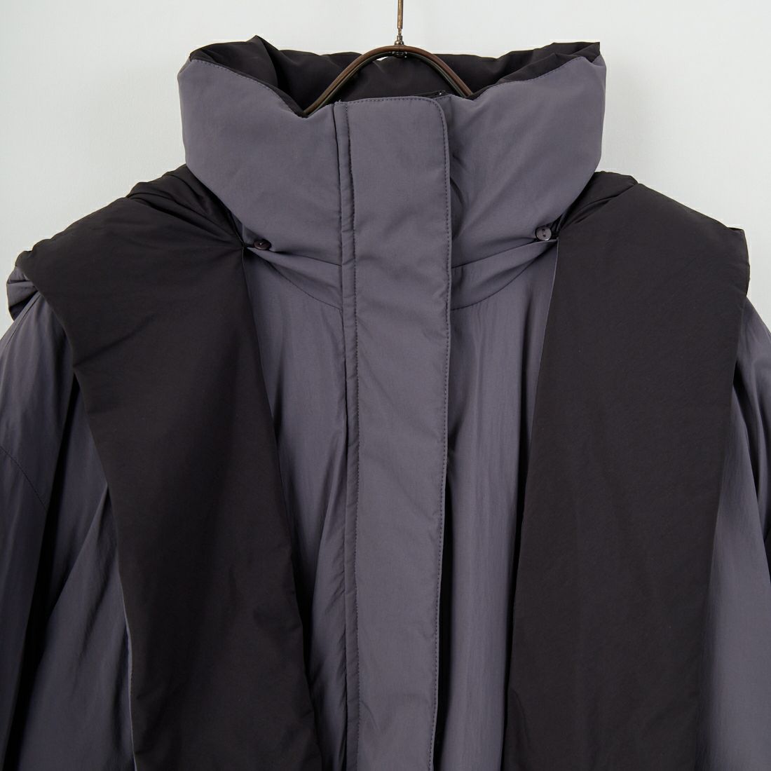 MAISON SPECIAL [メゾンスペシャル] フーディマフラーミドルダウンコート [21252216002] BLK