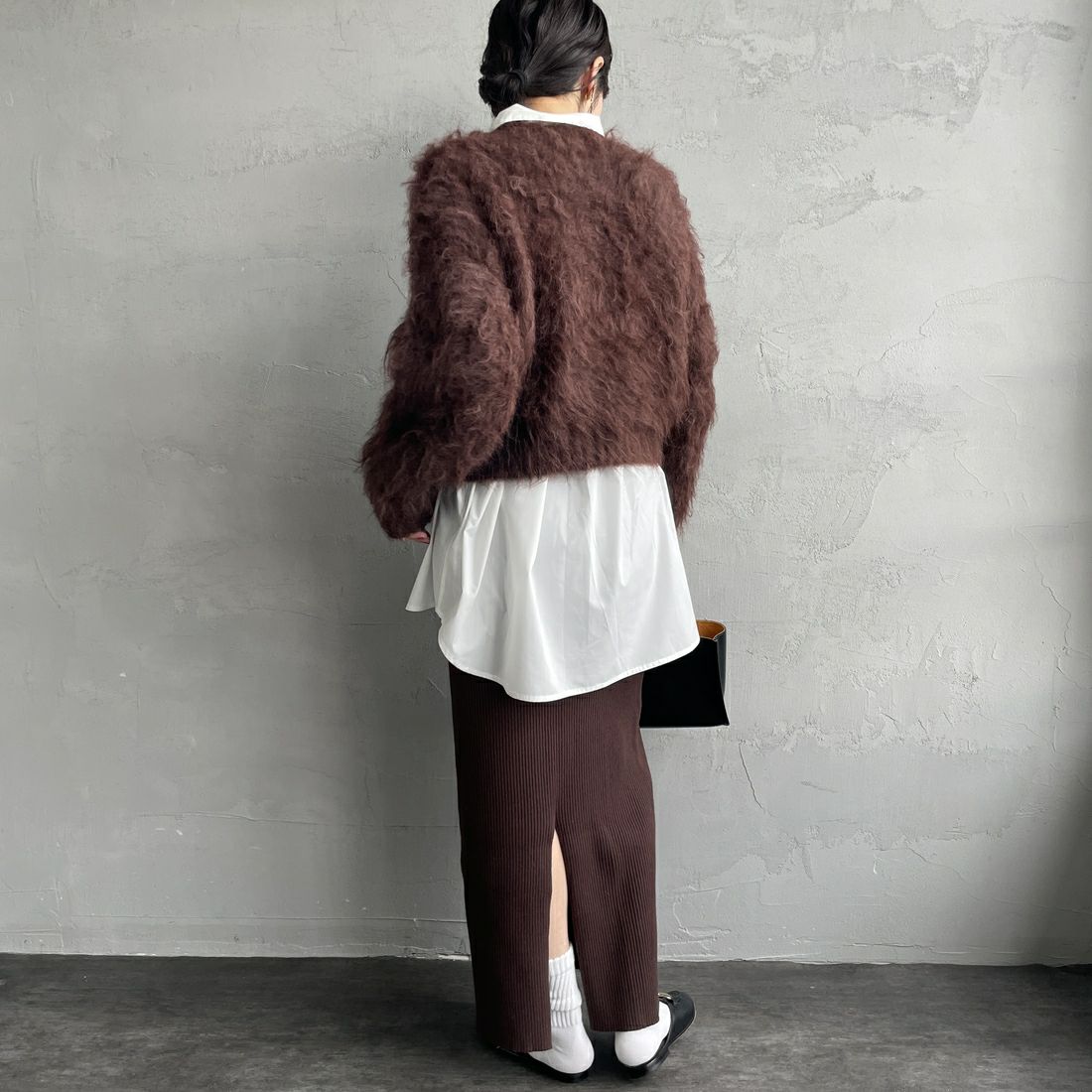 Noir Fabrik [ヌワールファブリック] シャギーニットプルオーバー [12600-WG] BROWN &&モデル身長：160cm 着用サイズ：F&&