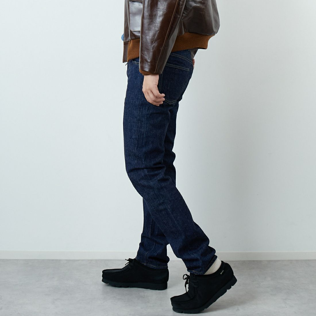 WAREHOUSE [ウエアハウス] Lot 900XX スリムジーンズ [900XX] ONE WASH &&モデル身長：179cm 着用サイズ：29&&