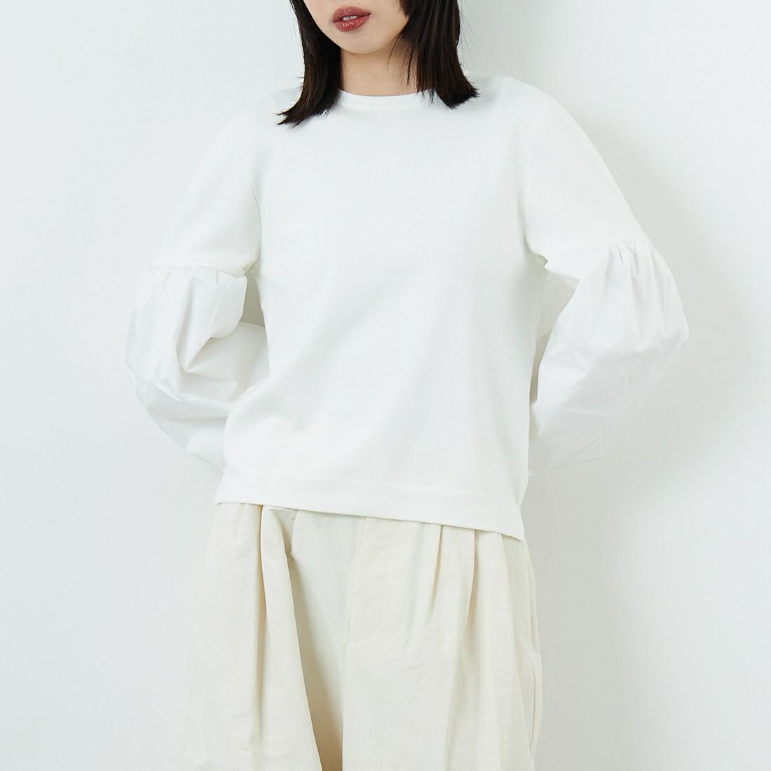 05 WHITE&&モデル身長：162cm 着用サイズ：F&&