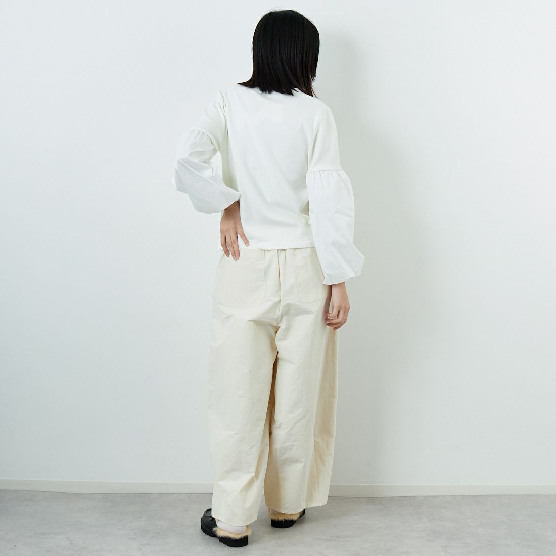 TORRAZZO DONNA [トラッゾドンナ] ボリュームスリーブニットトップス [6263-513] 05 WHITE &&モデル身長：162cm 着用サイズ：F&&