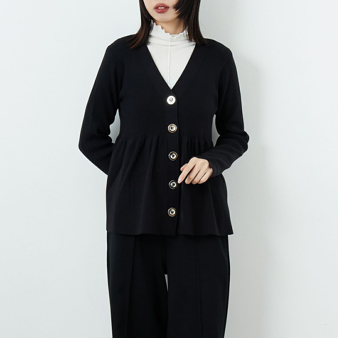 19 BLACK&&モデル身長：162cm 着用サイズ：F&&