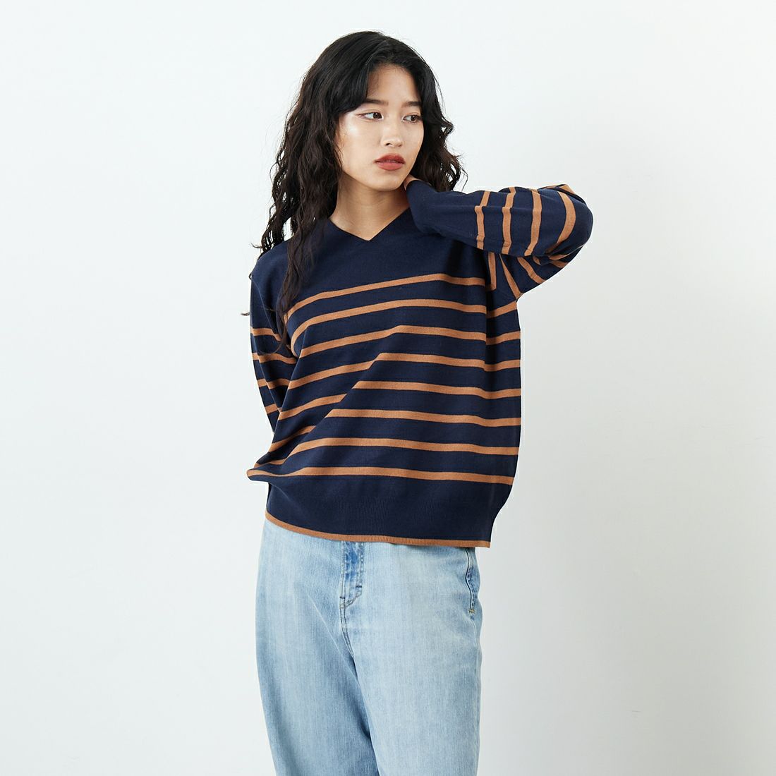 Jf Ready Made [ジェイエフレディメイド] スーパーストレッチVネックプルオーバー [3225401] ﾈｲﾋﾞｰ &&モデル身長：162cm 着用サイズ：F&&