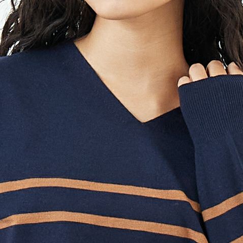 Jf Ready Made [ジェイエフレディメイド] スーパーストレッチVネックプルオーバー [3225401] ﾈｲﾋﾞｰ &&モデル身長：162cm 着用サイズ：F&&