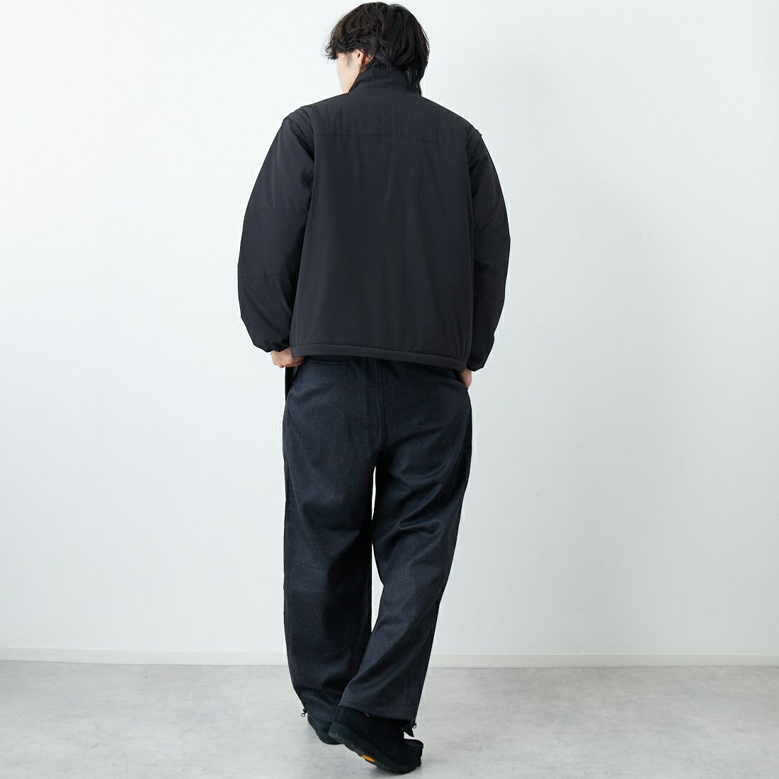 Jeans Factory Clothes [ジーンズファクトリークローズ] ECWCS スリングユニットジャケット [JFC-254-068] BLACK &&モデル身長：179cm 着用サイズ：M&&