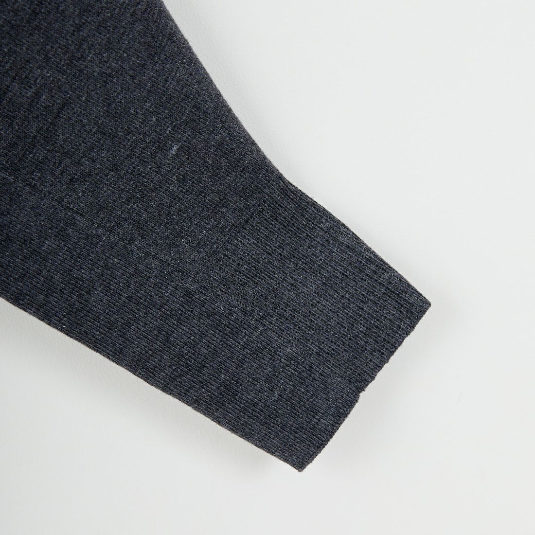 DIGNITE COLLIER [ディニテコリエ] フェルトロゴニットプルオーバー [80256324] 003 ﾁｬｺｰﾙ