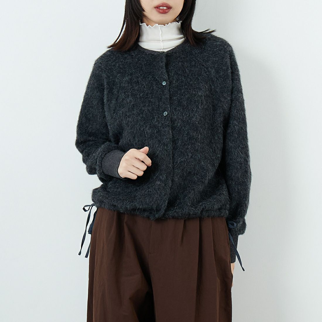 STELLA CIFFON [ステラシフォン] アルパカエアリーシャギートップス [ST4-26404] 82 CHARCOA &&モデル身長：162cm 着用サイズ：36&&