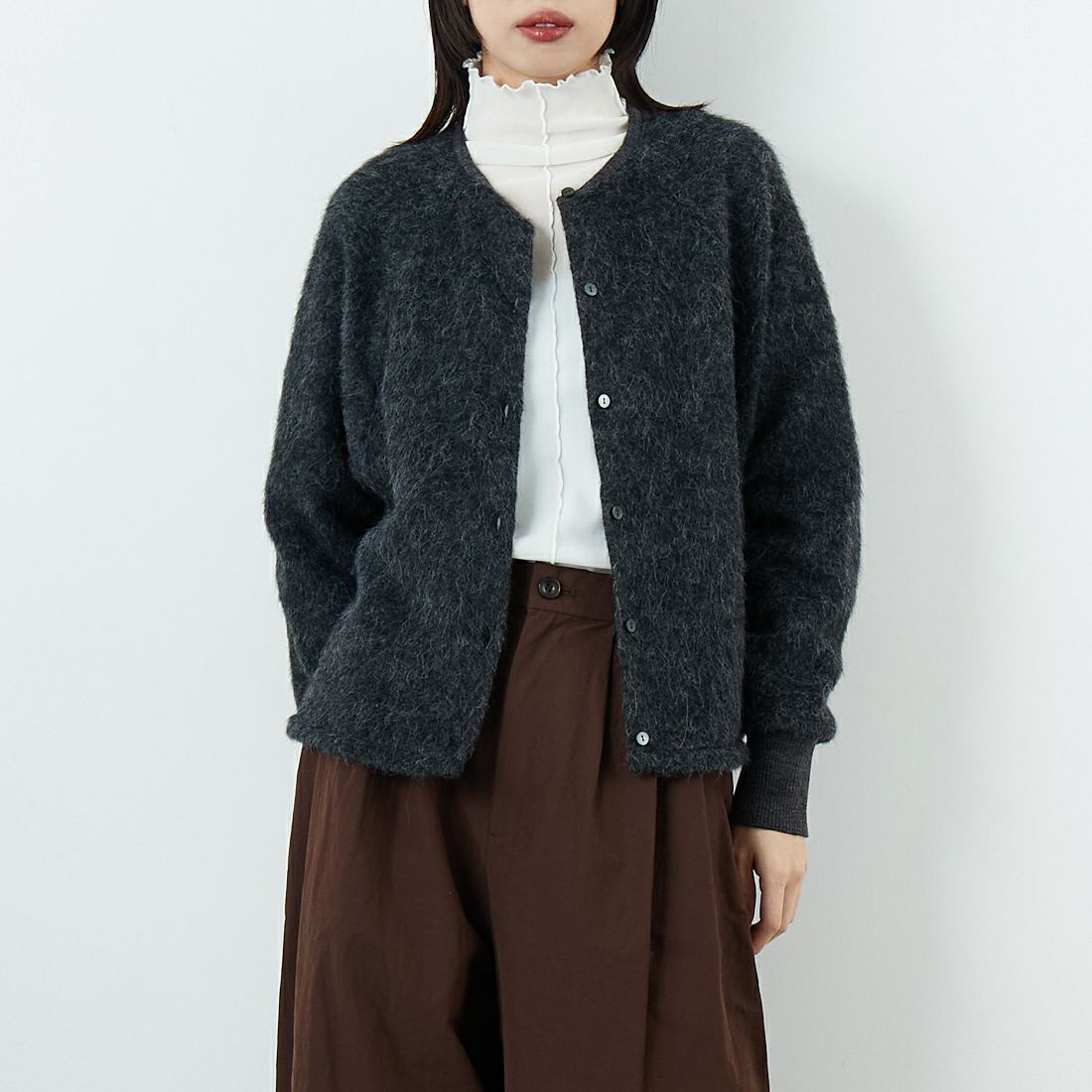 STELLA CIFFON [ステラシフォン] アルパカエアリーシャギートップス [ST4-26404] 82 CHARCOA &&モデル身長：162cm 着用サイズ：36&&