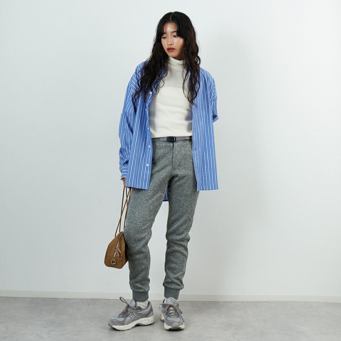 GRAMiCCi [グラミチ] ボンディングニットフリースナローリブパンツ [G2FU-P018] H.GREY &&モデル身長：162cm 着用サイズ：XS&&