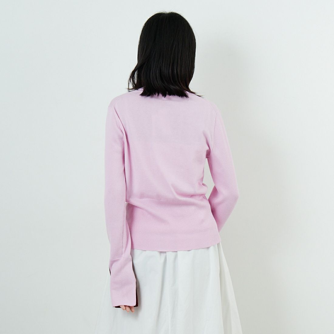 WHYTO. [ホワイト] カラーブロックニット [WHT25FKN4039] LTPINK &&モデル身長：162cm 着用サイズ：F&&