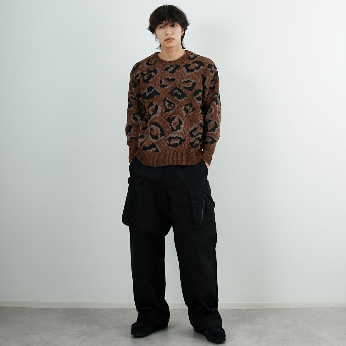 SLICK [スリック] モールヤーン レオパードジャカード プルオーバーニット [5151056] 500 BROWN &&モデル身長：179cm 着用サイズ：1&&