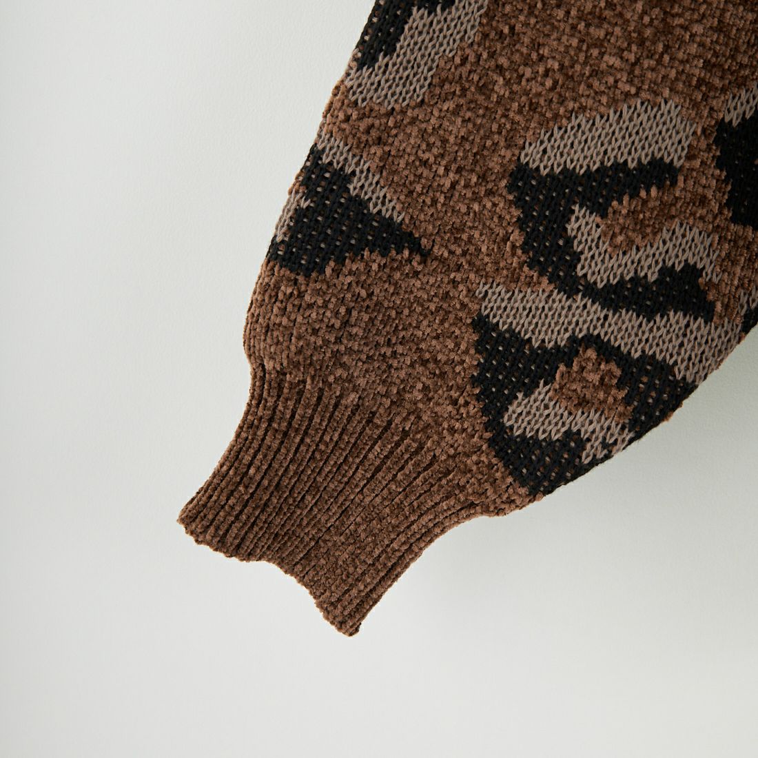 SLICK [スリック] モールヤーン レオパードジャカード プルオーバーニット [5151056] 500 BROWN