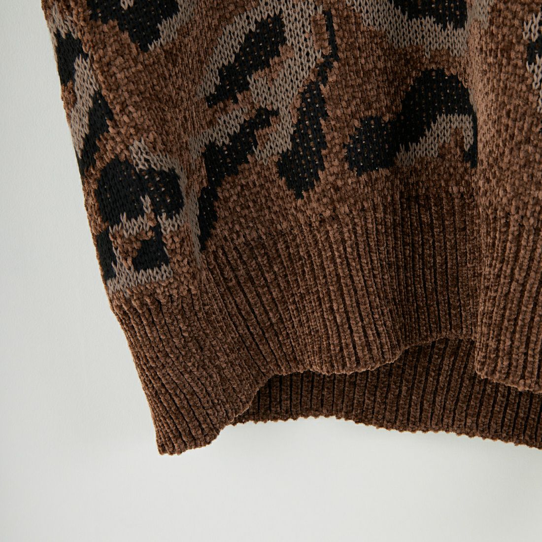 SLICK [スリック] モールヤーン レオパードジャカード プルオーバーニット [5151056] 500 BROWN