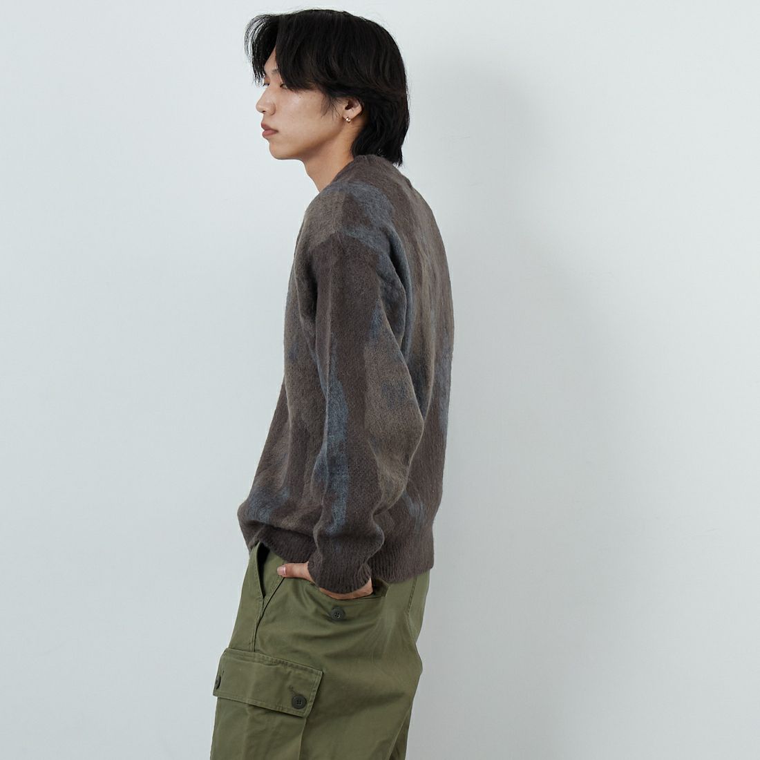 SLICK [スリック] シャギーモヘア アブストラクトジャガードプルオーバー [5151058] 500 BROWN &&モデル身長：179cm 着用サイズ：2&&