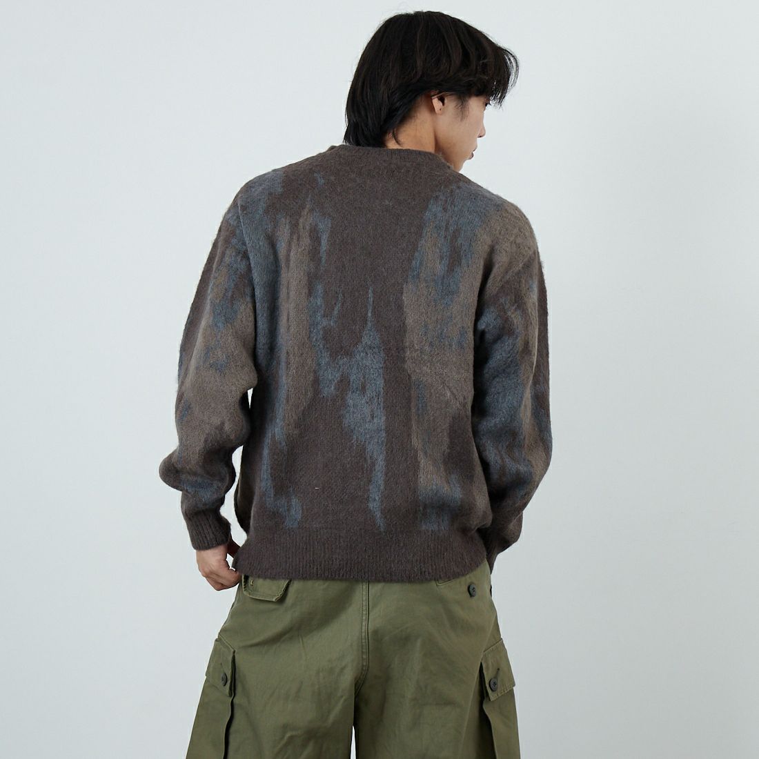 SLICK [スリック] シャギーモヘア アブストラクトジャガードプルオーバー [5151058] 500 BROWN &&モデル身長：179cm 着用サイズ：2&&