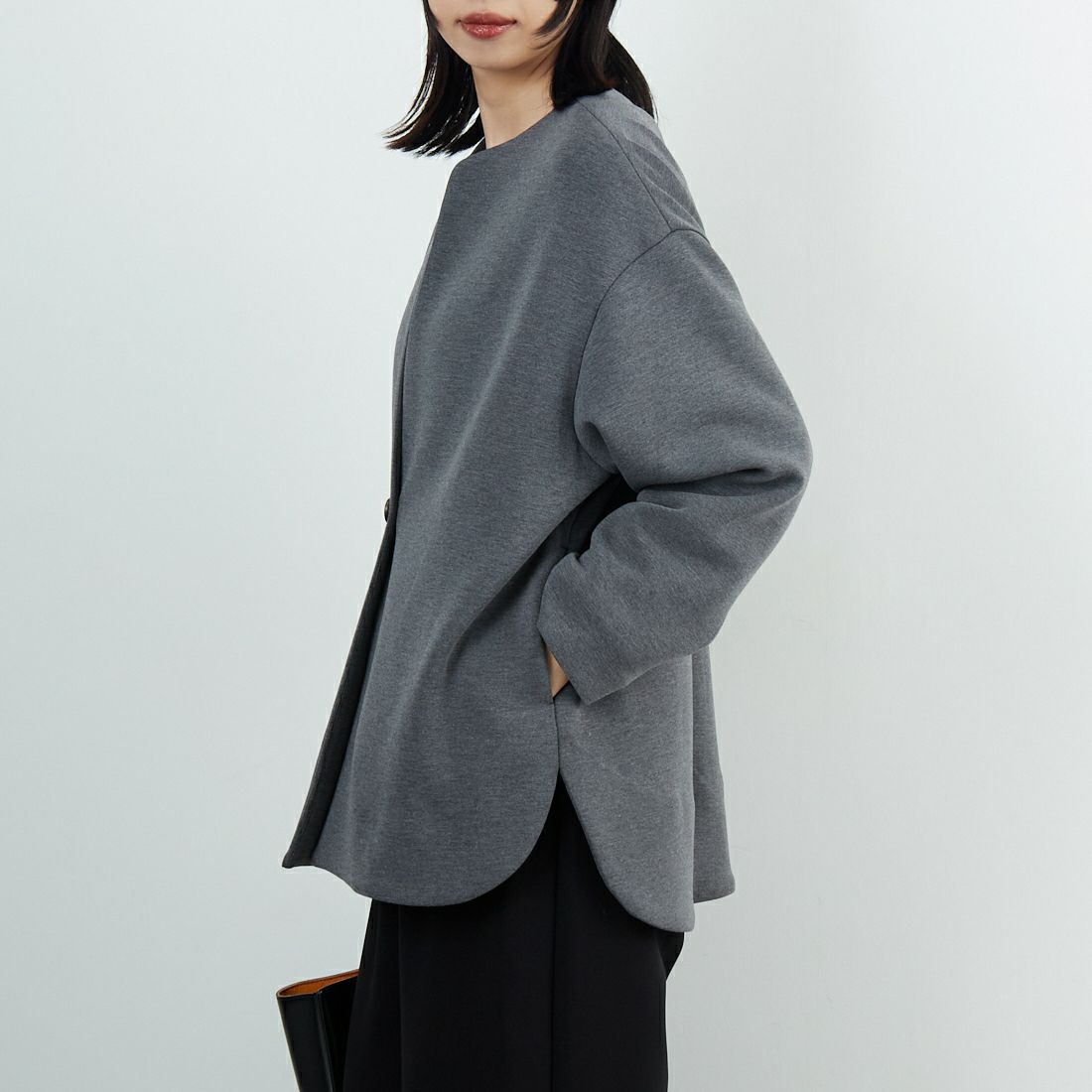 CLOCHE [クロシェ] ダンボールハーフコート [55085044] ﾁｬｺｰﾙ &&モデル身長：162cm 着用サイズ：2&&