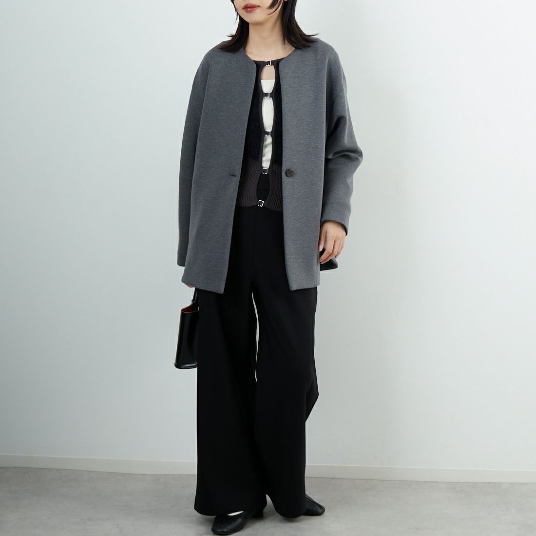 CLOCHE [クロシェ] ダンボールハーフコート [55085044] ﾁｬｺｰﾙ &&モデル身長：162cm 着用サイズ：2&&